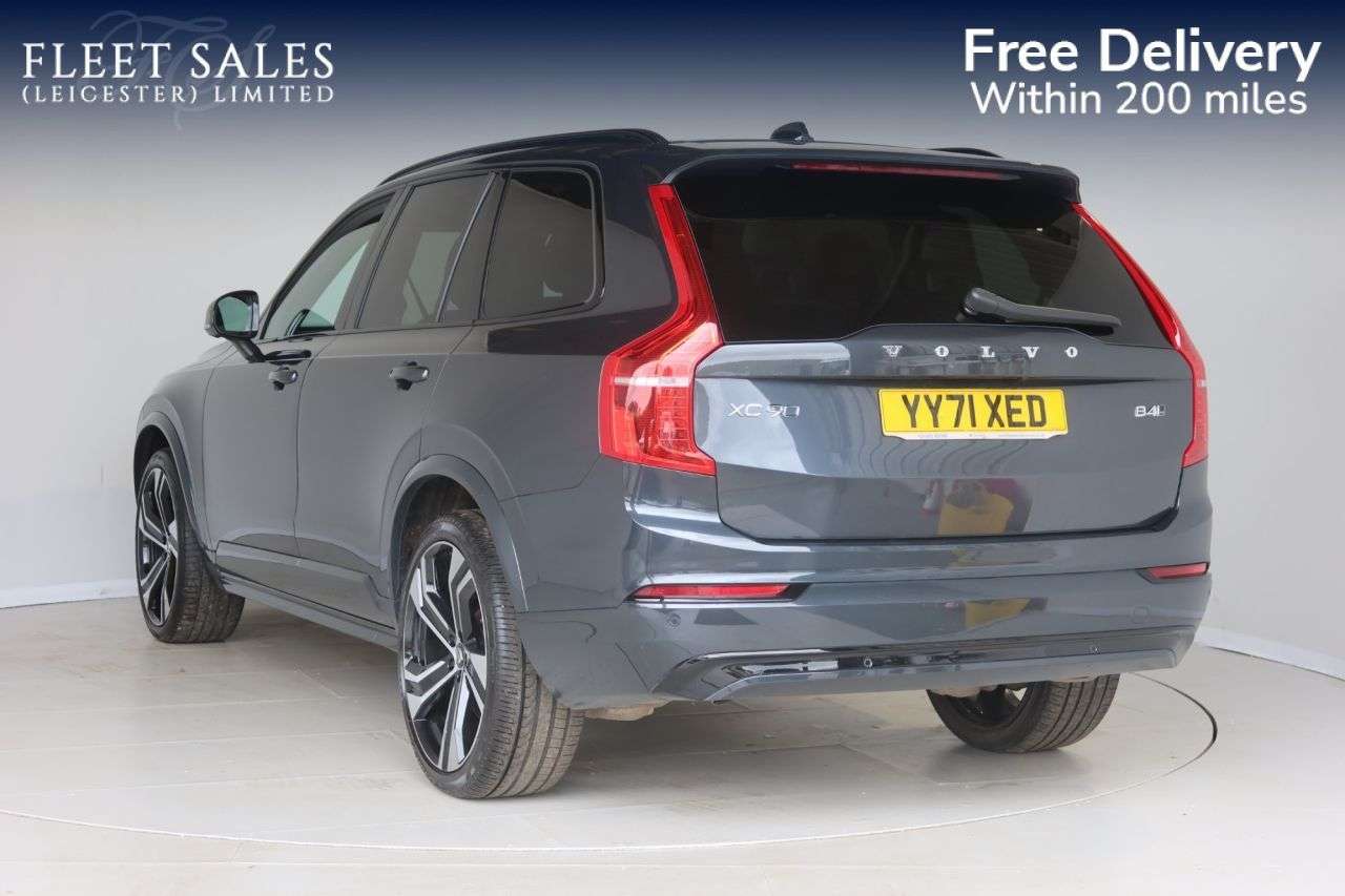 2022 VOLVO XC90 2022 VOLVO XC90