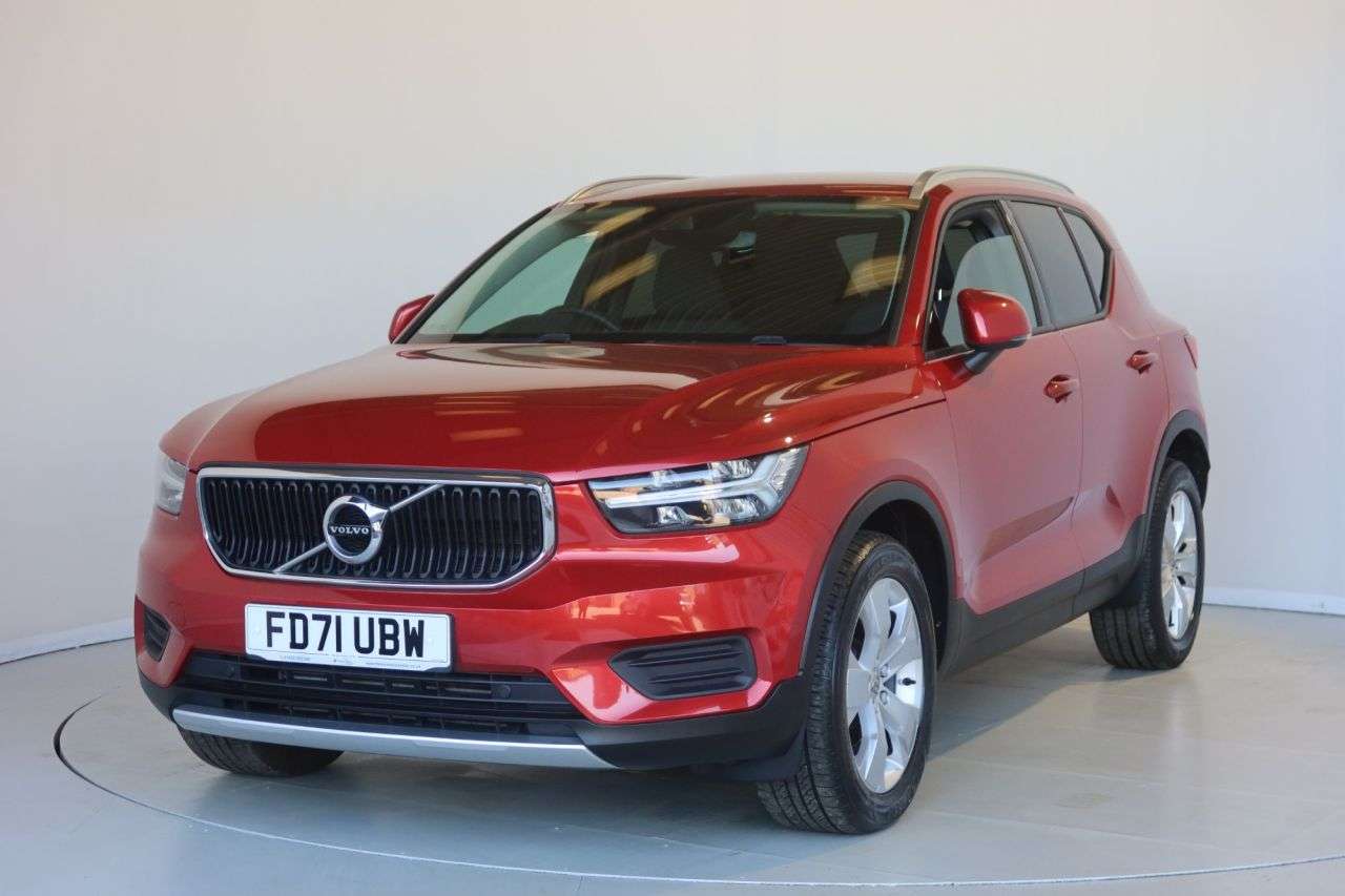 A 2022 VOLVO XC40 1.5 T3 Momentum SUV 5dr Petrol Manual Euro 6 (s/s) (163 ps) OPTICAL REAR SE A 2022 VOLVO XC40 1.5 T3 Momentum SUV 5dr Petrol Manual Euro 6 (s/s) (163 ps) OPTICAL REAR SE