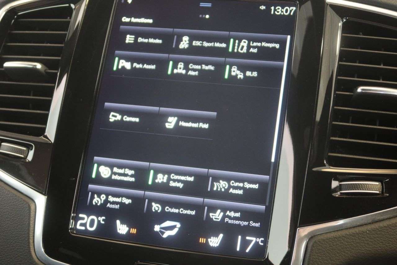 2021 VOLVO XC90 2021 VOLVO XC90