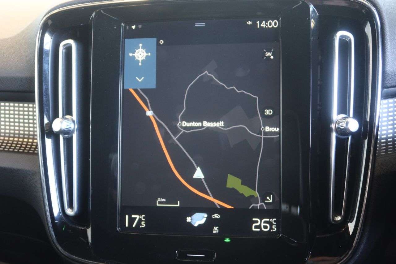 2021 VOLVO XC40 2021 VOLVO XC40