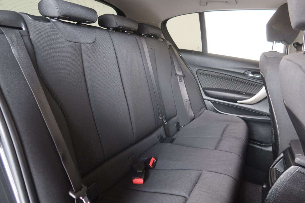 2018 BMW 1 SERIES 2018 BMW 1 SERIES