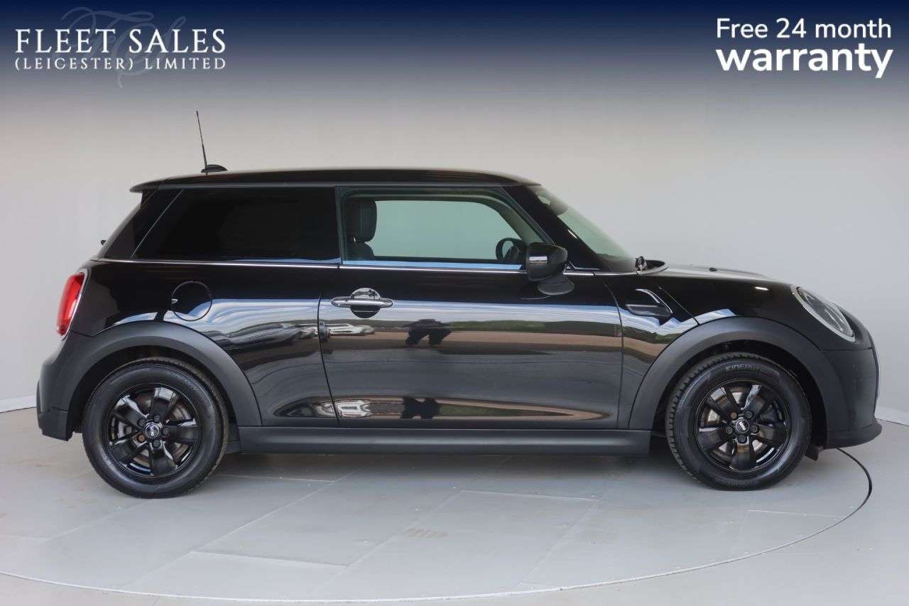 A 2022 MINI HATCH 1.5 Cooper Classic Hatchback 3dr Petrol Steptronic Euro 6 (s/s) (136 ps) AP A 2022 MINI HATCH 1.5 Cooper Classic Hatchback 3dr Petrol Steptronic Euro 6 (s/s) (136 ps) AP