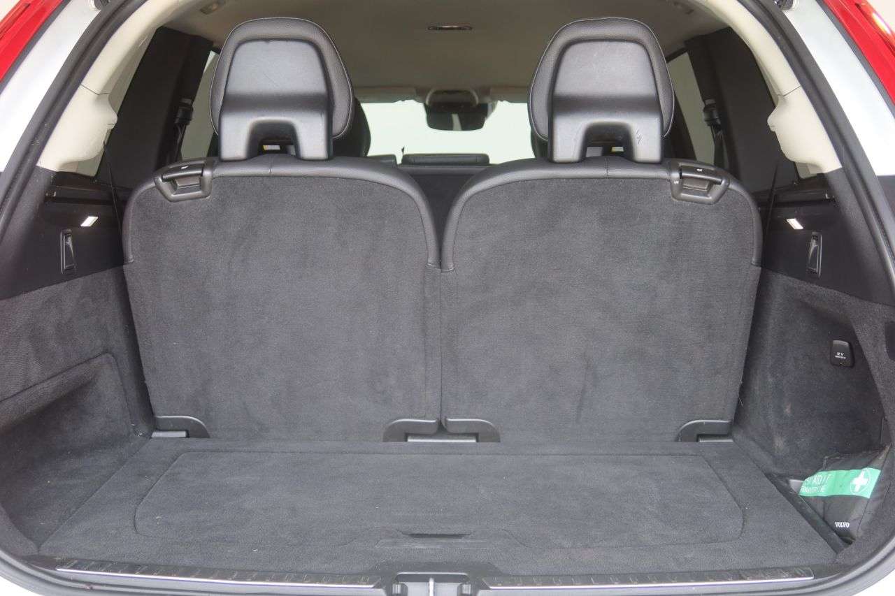 2022 VOLVO XC90 2022 VOLVO XC90