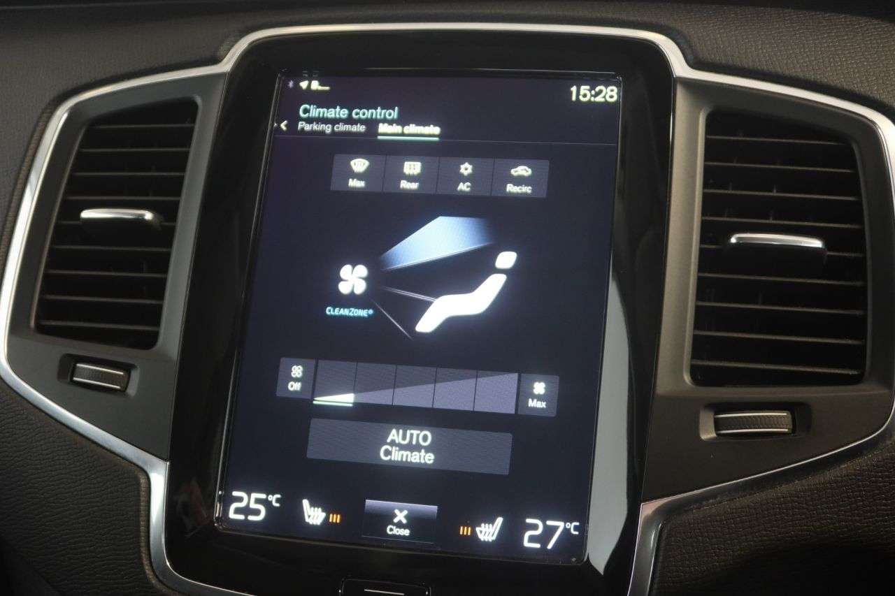 2022 VOLVO XC90 2022 VOLVO XC90