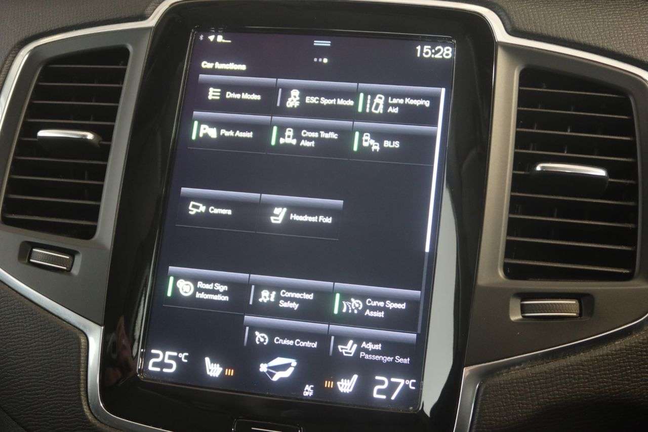 2022 VOLVO XC90 2022 VOLVO XC90