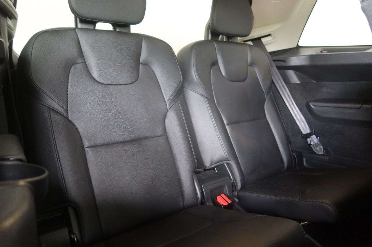 2022 VOLVO XC90 2022 VOLVO XC90