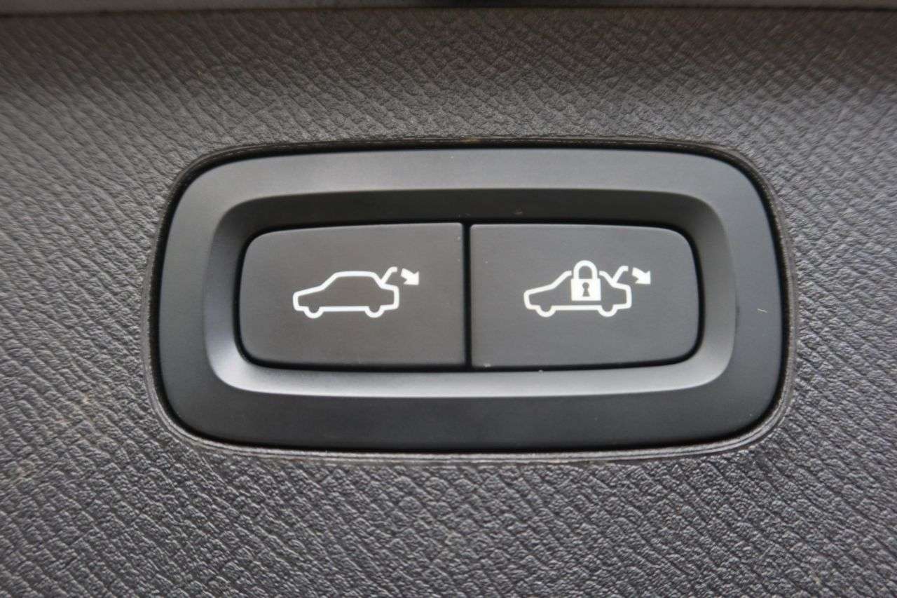 2021 VOLVO XC90 2021 VOLVO XC90