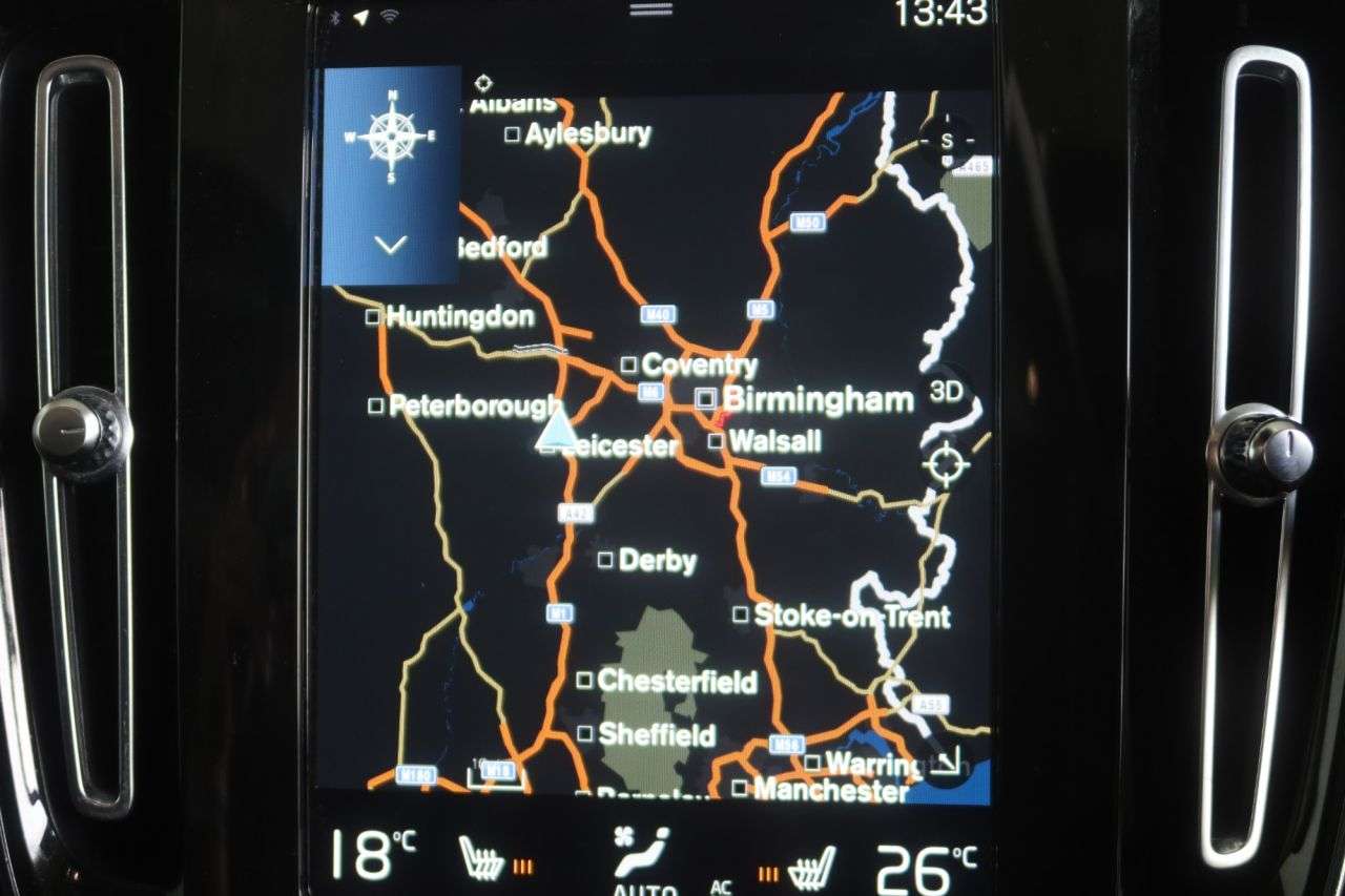 2021 VOLVO XC40 2021 VOLVO XC40