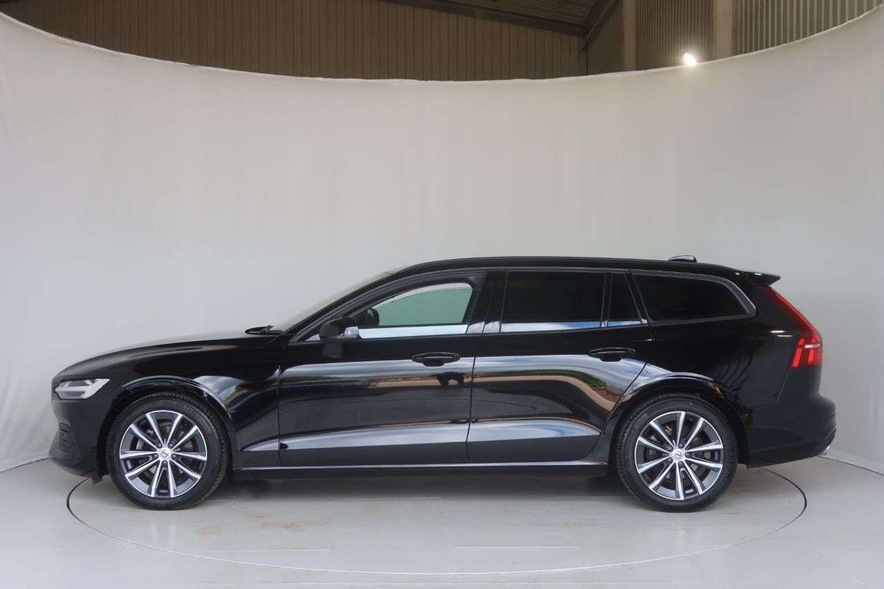 2022 VOLVO V60 2022 VOLVO V60