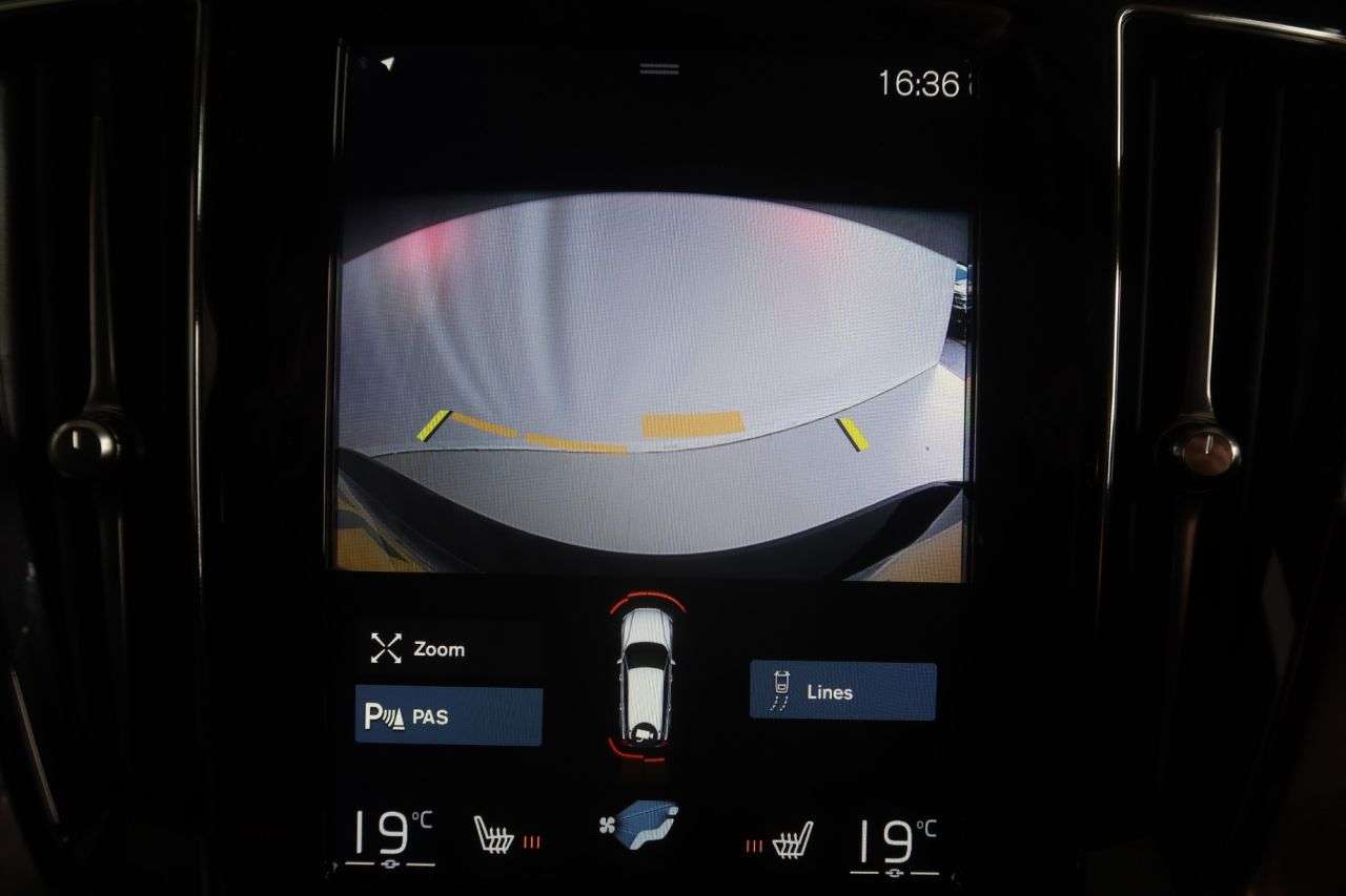 2022 VOLVO V60 2022 VOLVO V60