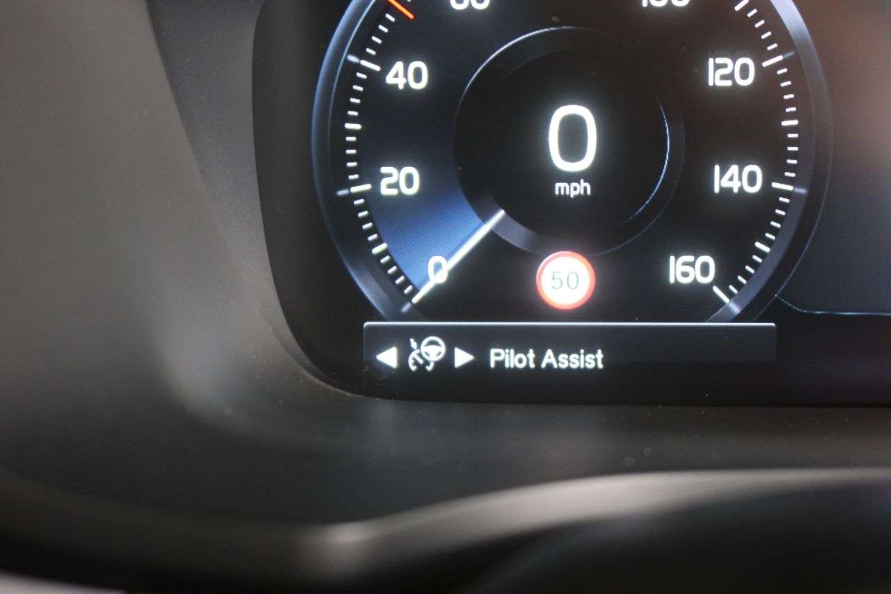 2022 VOLVO V60 2022 VOLVO V60