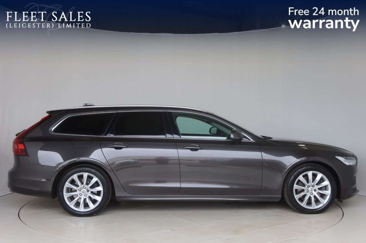 A 2021 VOLVO V90 2.0 B4 MHEV Momentum Estate 5dr Diesel Hybrid Auto Euro 6 (s/s) (197 ps) BL A 2021 VOLVO V90 2.0 B4 MHEV Momentum Estate 5dr Diesel Hybrid Auto Euro 6 (s/s) (197 ps) BL