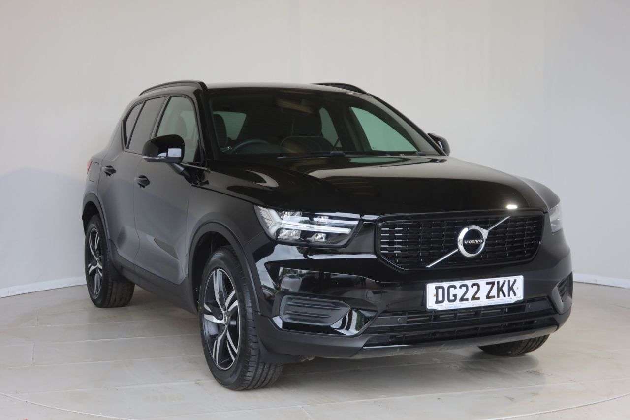 2022 VOLVO XC40 2022 VOLVO XC40