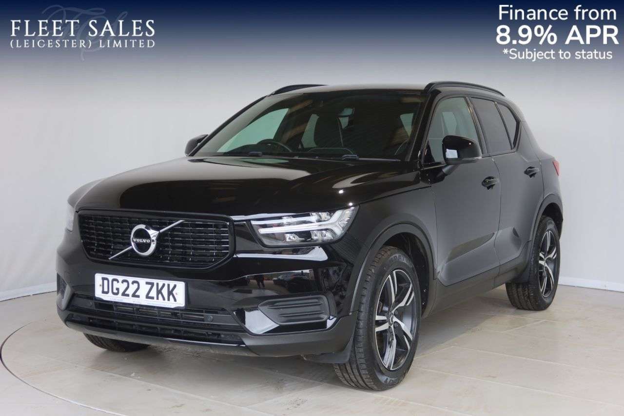 A 2022 VOLVO XC40 1.5 T3 R-Design SUV 5dr Petrol Manual Euro 6 (s/s) (163 ps) OPTICAL REAR SE A 2022 VOLVO XC40 1.5 T3 R-Design SUV 5dr Petrol Manual Euro 6 (s/s) (163 ps) OPTICAL REAR SE