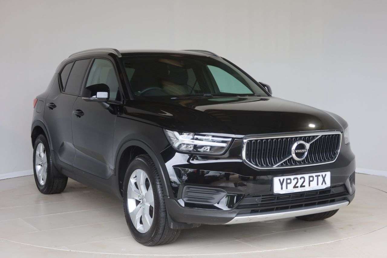 2022 VOLVO XC40 2022 VOLVO XC40