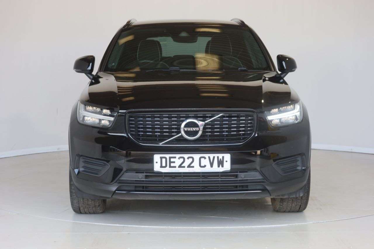 2022 VOLVO XC40 2022 VOLVO XC40