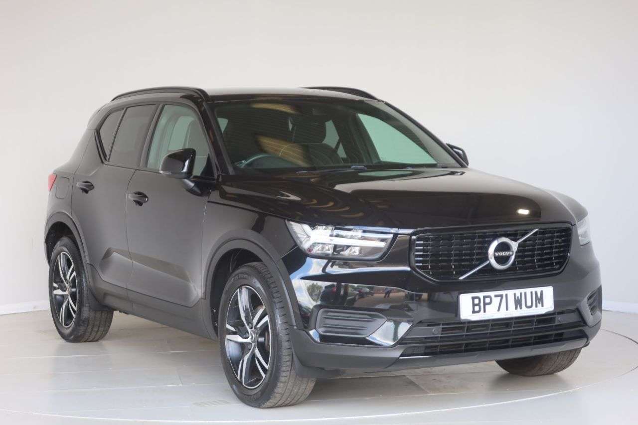 2022 VOLVO XC40 2022 VOLVO XC40