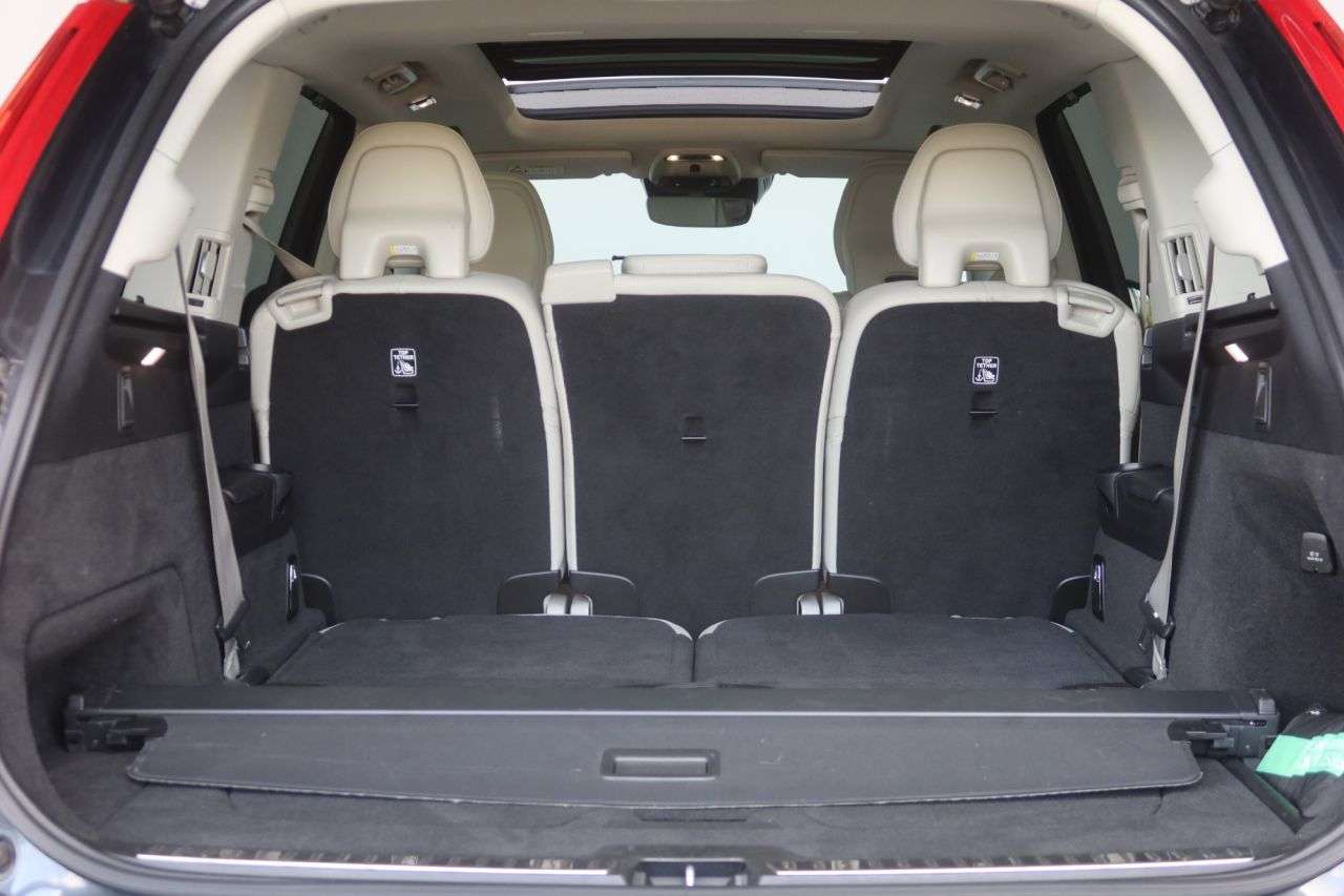 2022 VOLVO XC90 2022 VOLVO XC90