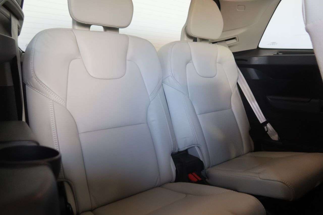 2022 VOLVO XC90 2022 VOLVO XC90