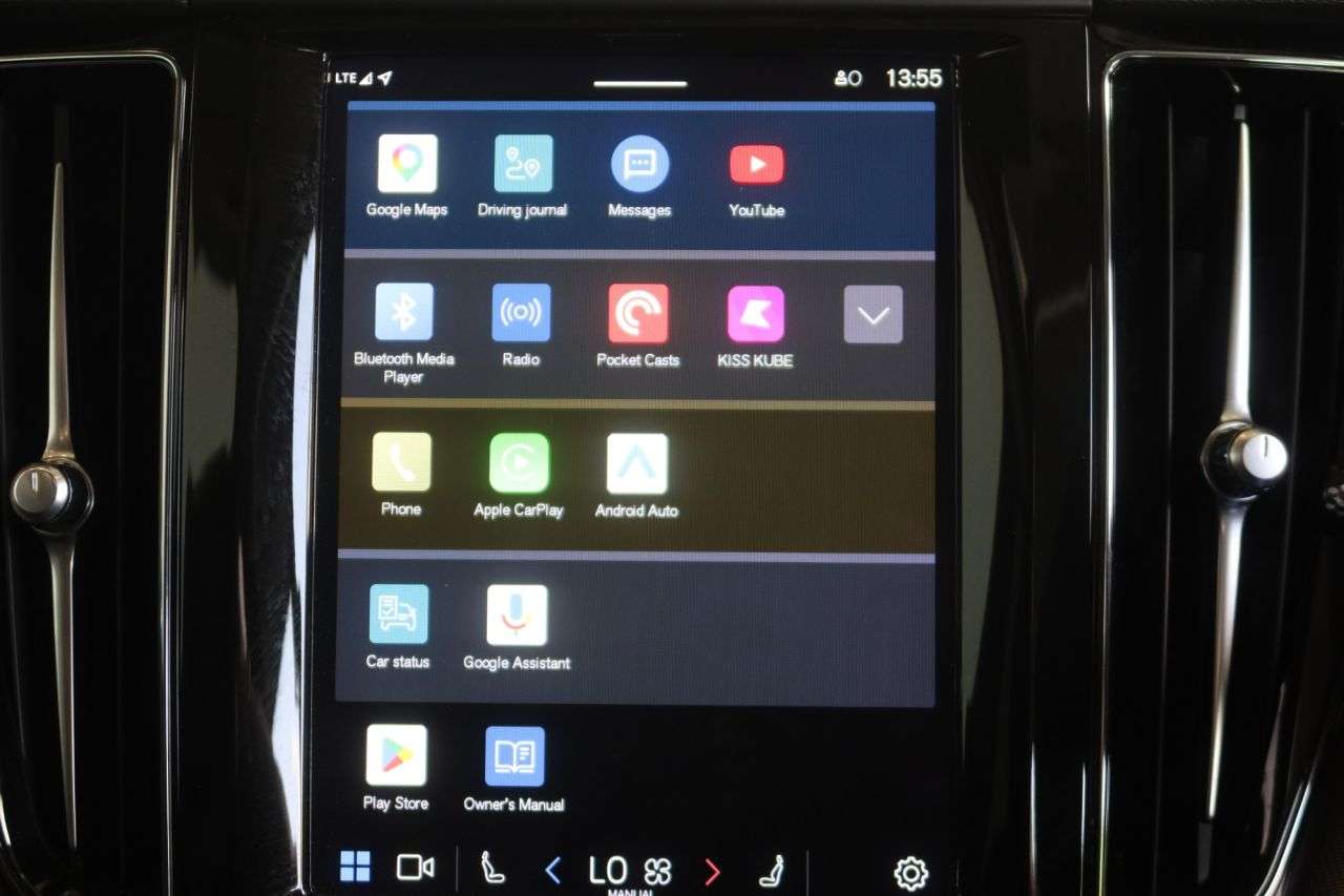 2022 VOLVO XC60 2022 VOLVO XC60