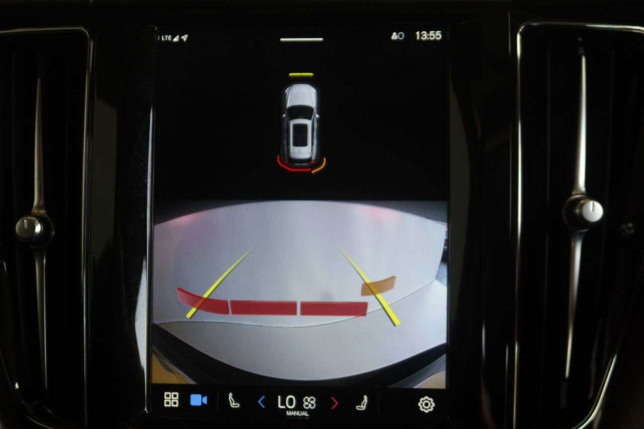 2022 VOLVO XC60 2022 VOLVO XC60
