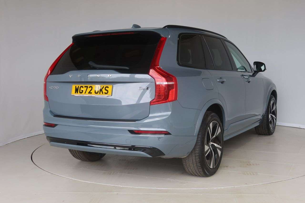 2022 VOLVO XC90 2022 VOLVO XC90