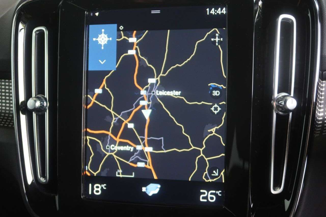 2021 VOLVO XC40 2021 VOLVO XC40