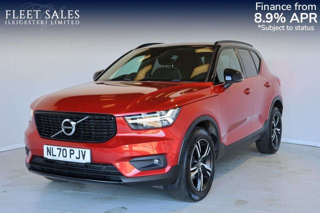 A 2021 VOLVO XC40 1.5 T3 R-Design SUV 5dr Petrol Auto Euro 6 (s/s) (163 ps) OPTICAL REAR SENS A 2021 VOLVO XC40 1.5 T3 R-Design SUV 5dr Petrol Auto Euro 6 (s/s) (163 ps) OPTICAL REAR SENS