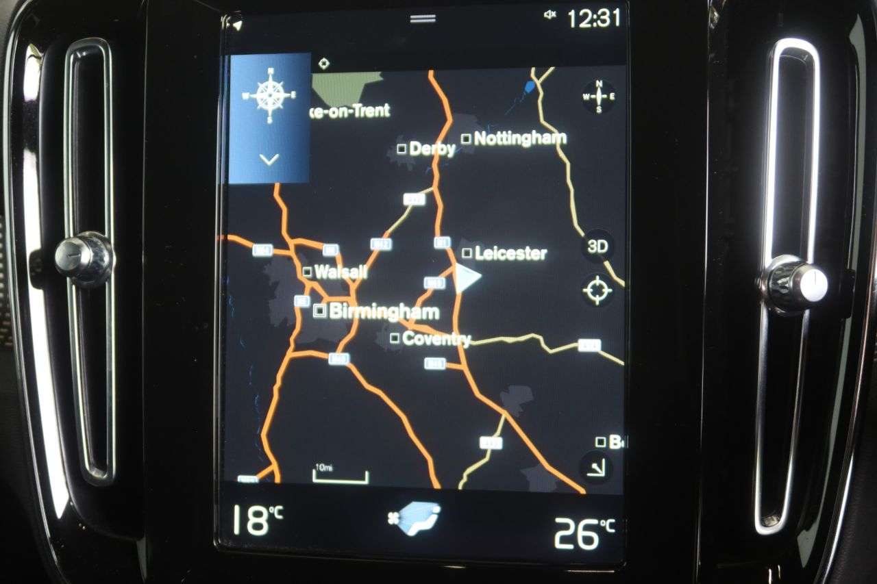 2022 VOLVO XC40 2022 VOLVO XC40