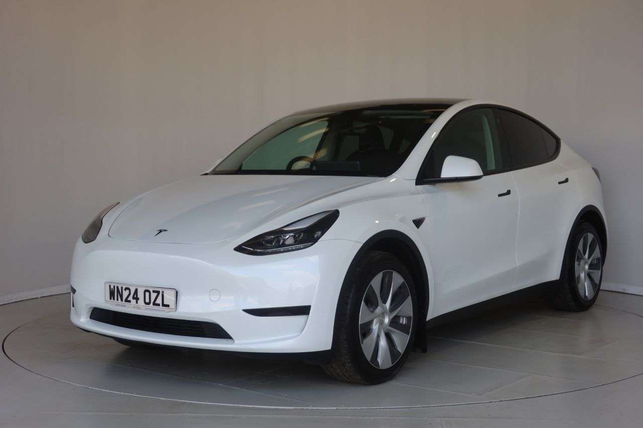 A 2024 TESLA MODEL Y SUV 5dr Electric Auto RWD (346 ps) HEATED STEERING WHEEL A 2024 TESLA MODEL Y SUV 5dr Electric Auto RWD (346 ps) HEATED STEERING WHEEL