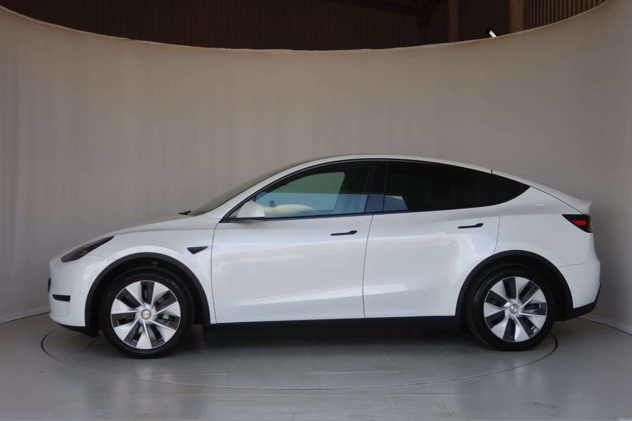 2024 TESLA MODEL Y 2024 TESLA MODEL Y