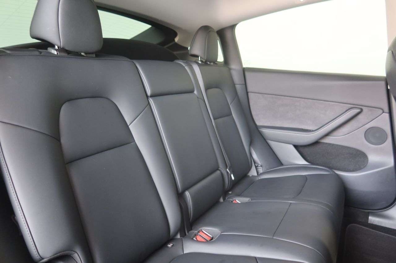 2024 TESLA MODEL Y 2024 TESLA MODEL Y