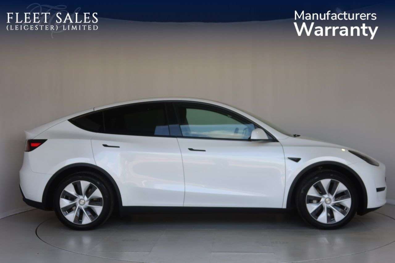 A 2024 TESLA MODEL Y SUV 5dr Electric Auto RWD (346 ps) HEATED STEERING WHEEL A 2024 TESLA MODEL Y SUV 5dr Electric Auto RWD (346 ps) HEATED STEERING WHEEL