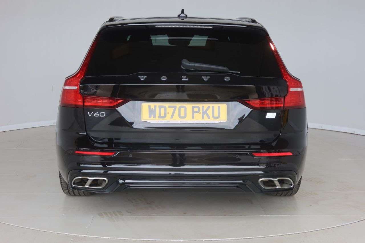 2021 VOLVO V60 2021 VOLVO V60