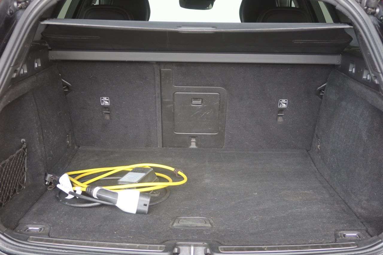 2021 VOLVO V60 2021 VOLVO V60
