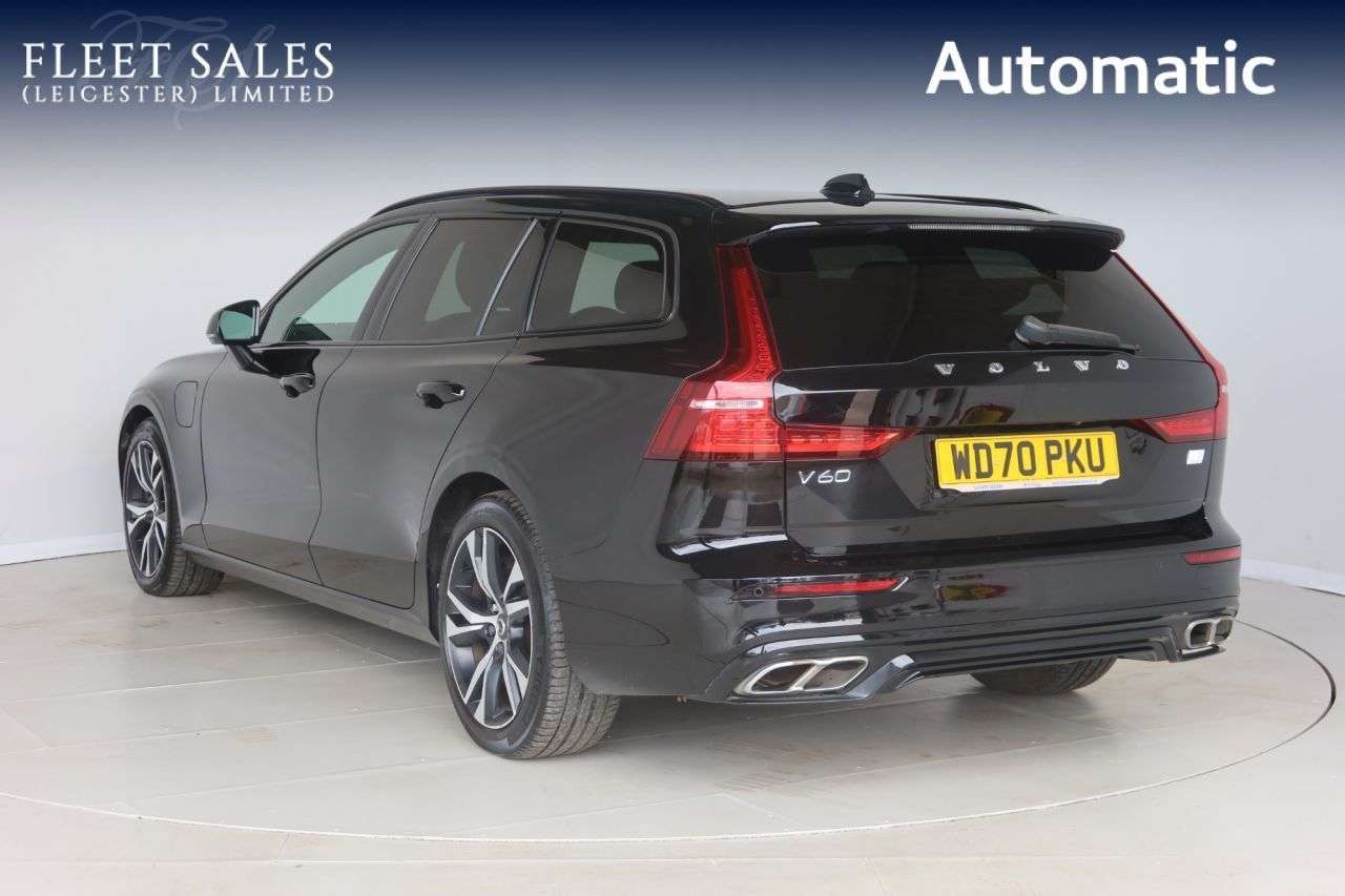 2021 VOLVO V60 2021 VOLVO V60