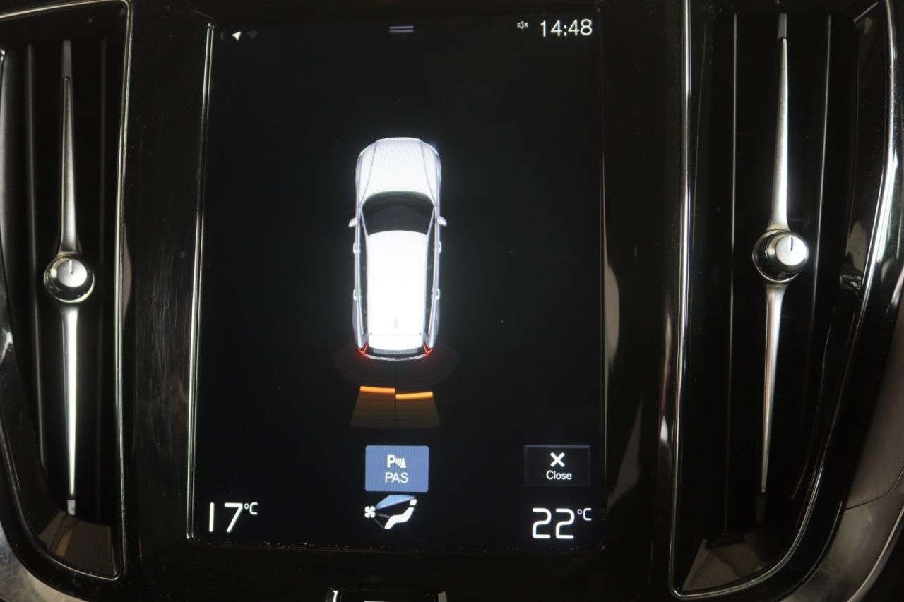 2019 VOLVO V60 2019 VOLVO V60