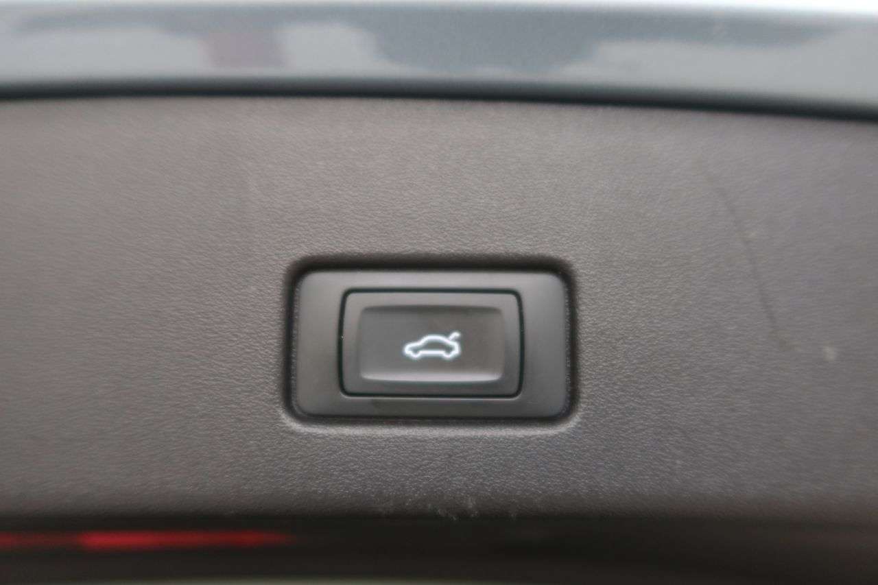 2022 AUDI Q4 E-TRON 2022 AUDI Q4 E-TRON