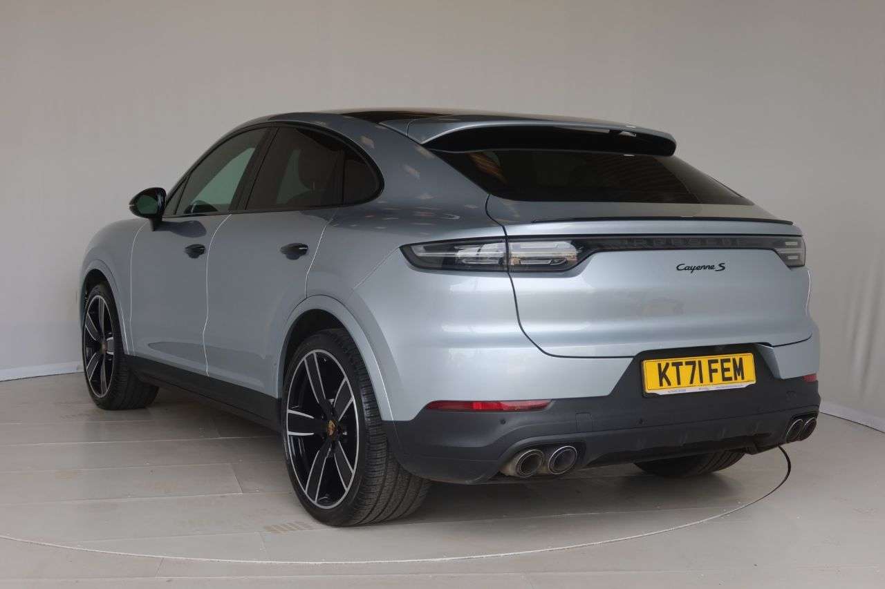 2021 PORSCHE CAYENNE 2021 PORSCHE CAYENNE