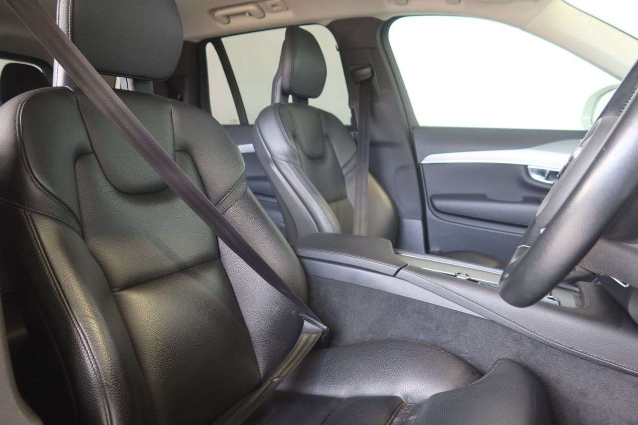 2021 VOLVO XC90 2021 VOLVO XC90