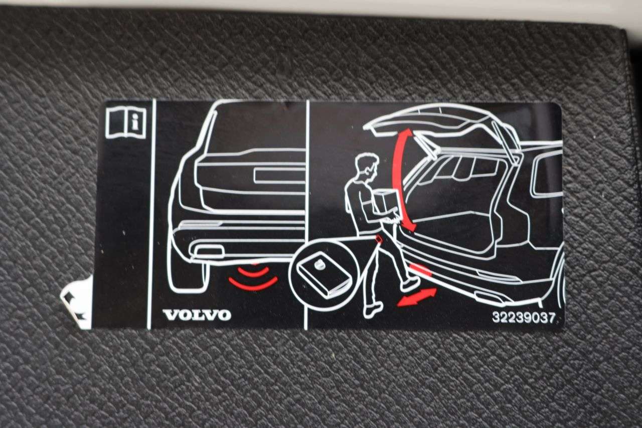 2022 VOLVO XC90 2022 VOLVO XC90