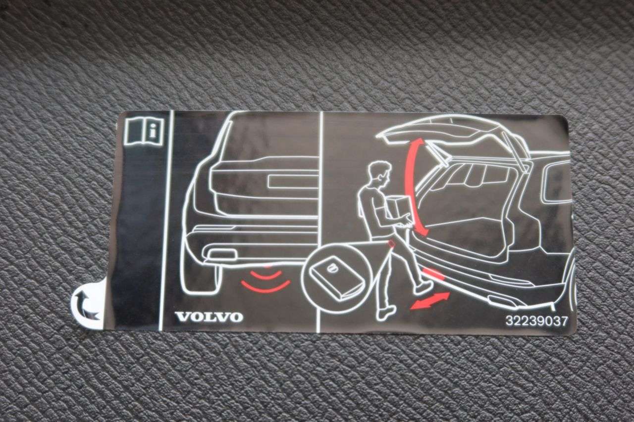 2022 VOLVO XC90 2022 VOLVO XC90