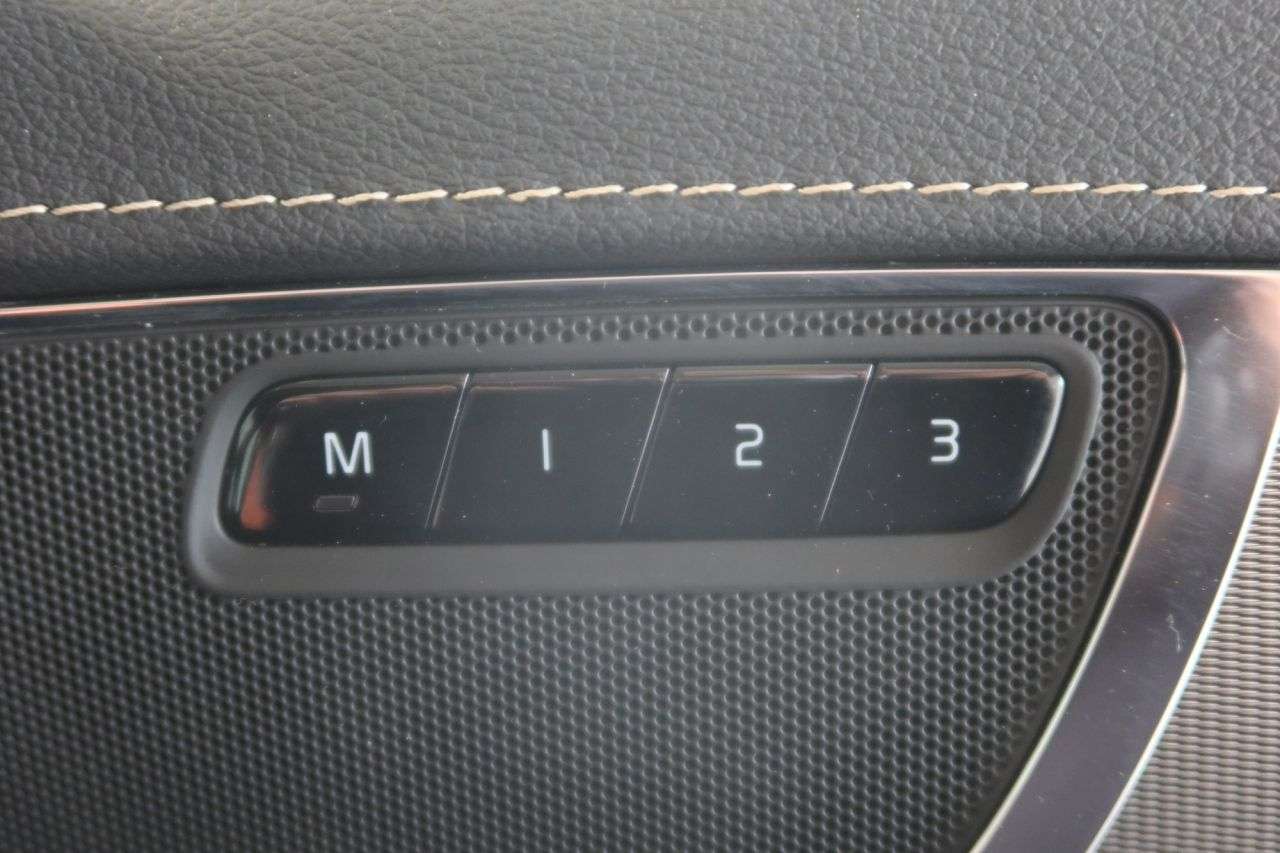 2022 VOLVO XC90 2022 VOLVO XC90
