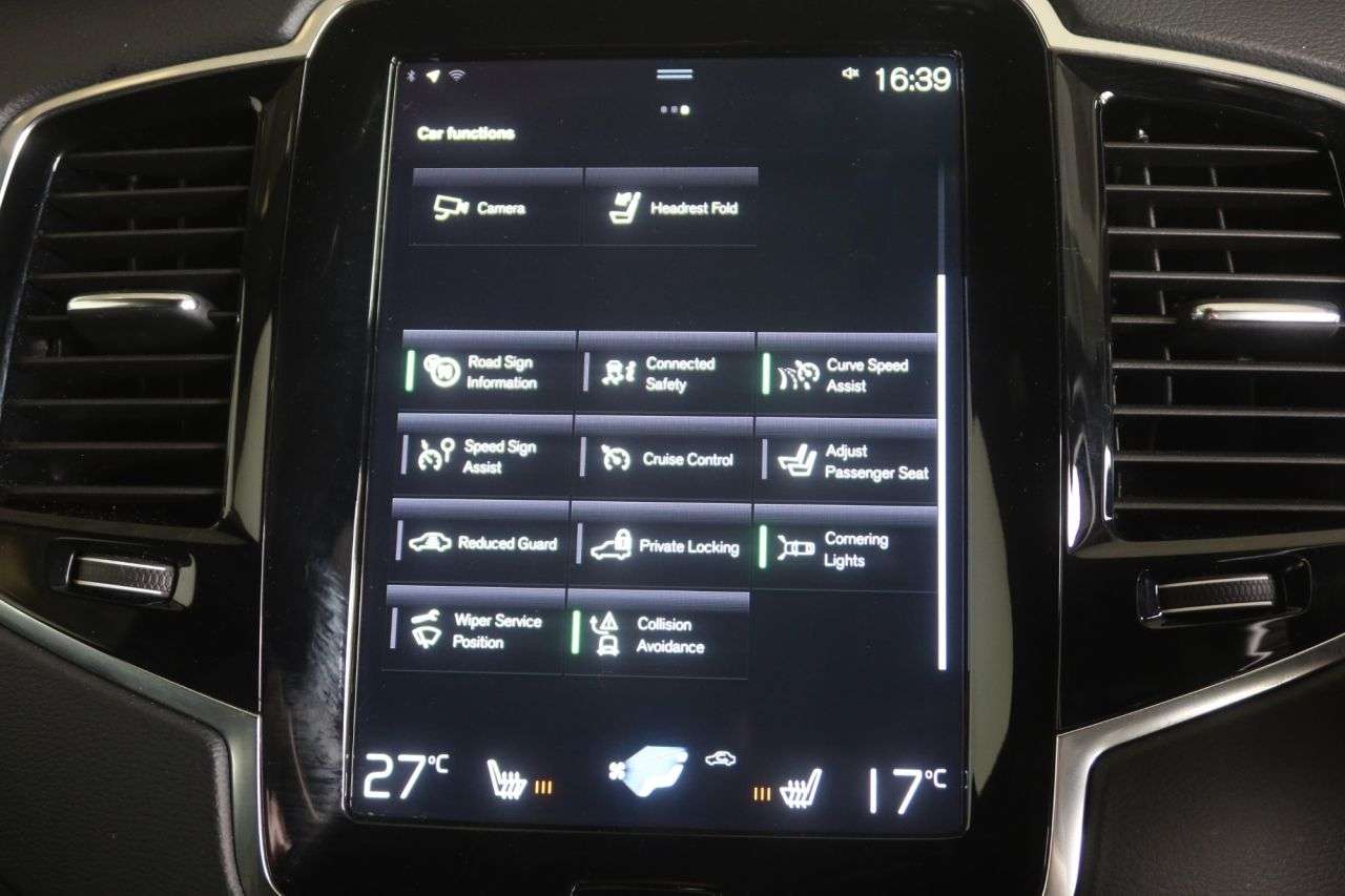 2022 VOLVO XC90 2022 VOLVO XC90