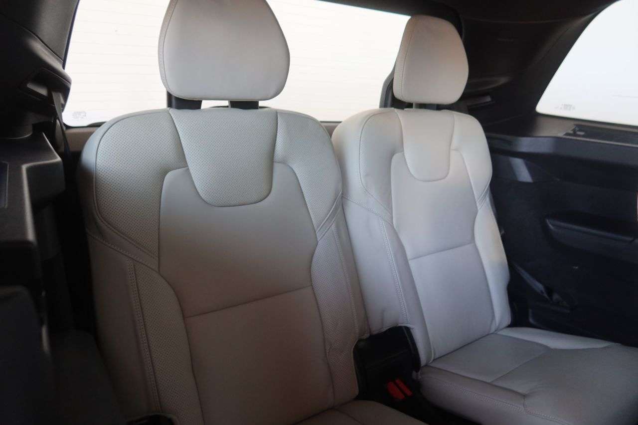 2021 VOLVO XC90 2021 VOLVO XC90