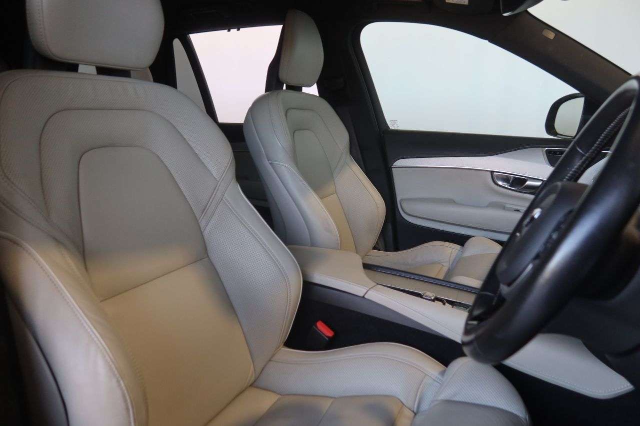 2021 VOLVO XC90 2021 VOLVO XC90