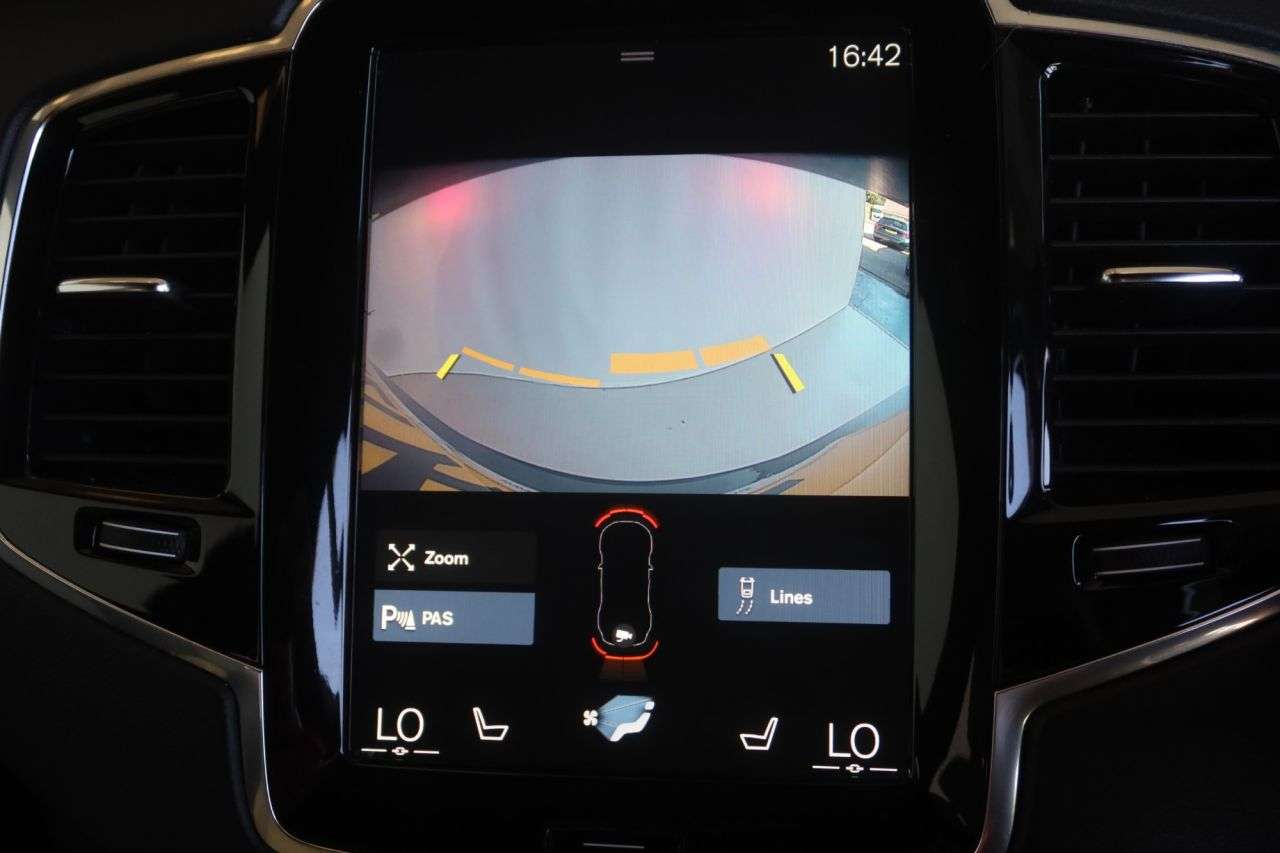 2021 VOLVO XC90 2021 VOLVO XC90