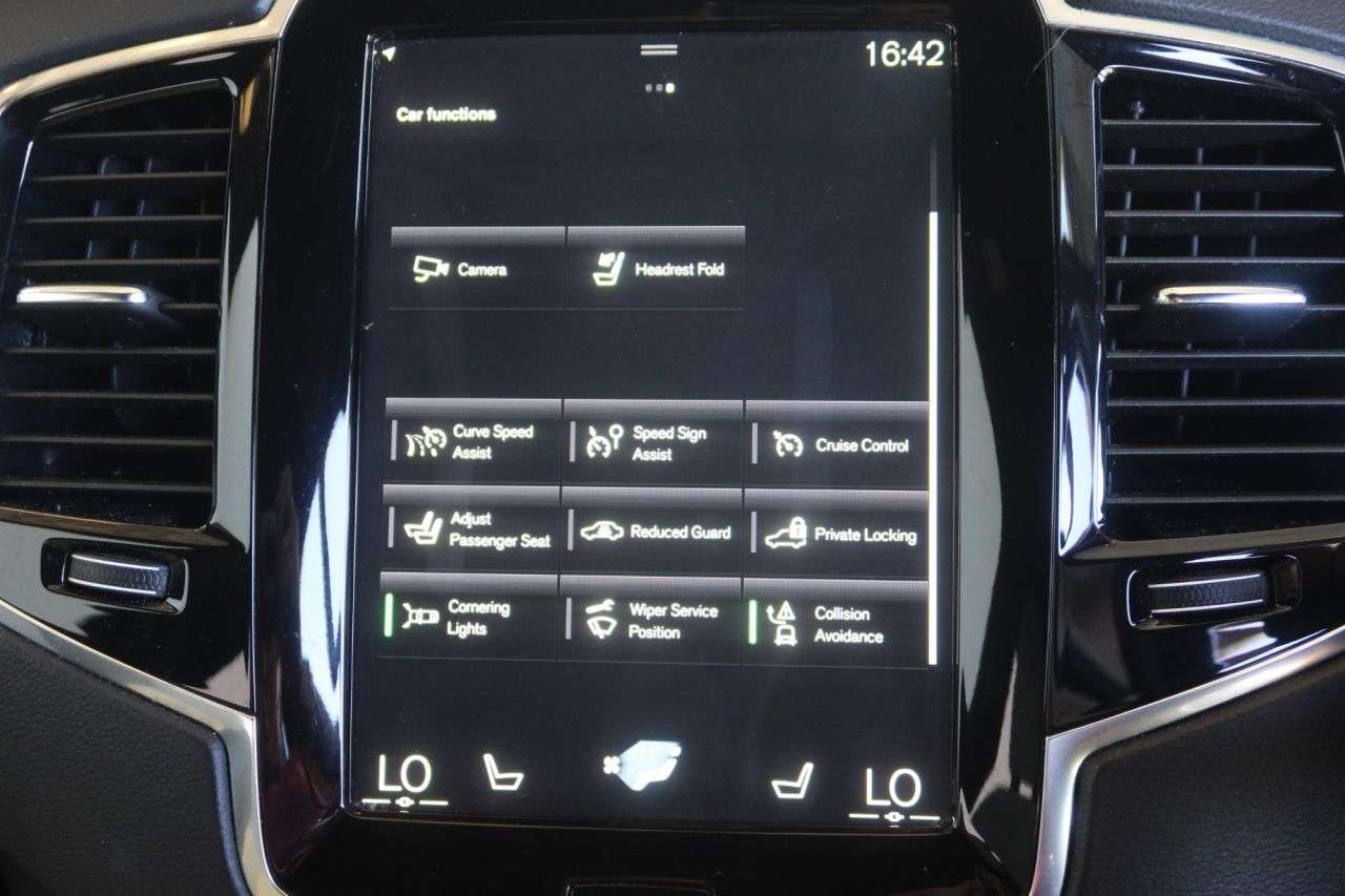 2021 VOLVO XC90 2021 VOLVO XC90