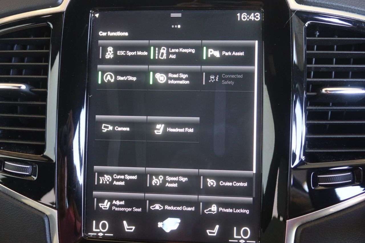 2021 VOLVO XC90 2021 VOLVO XC90