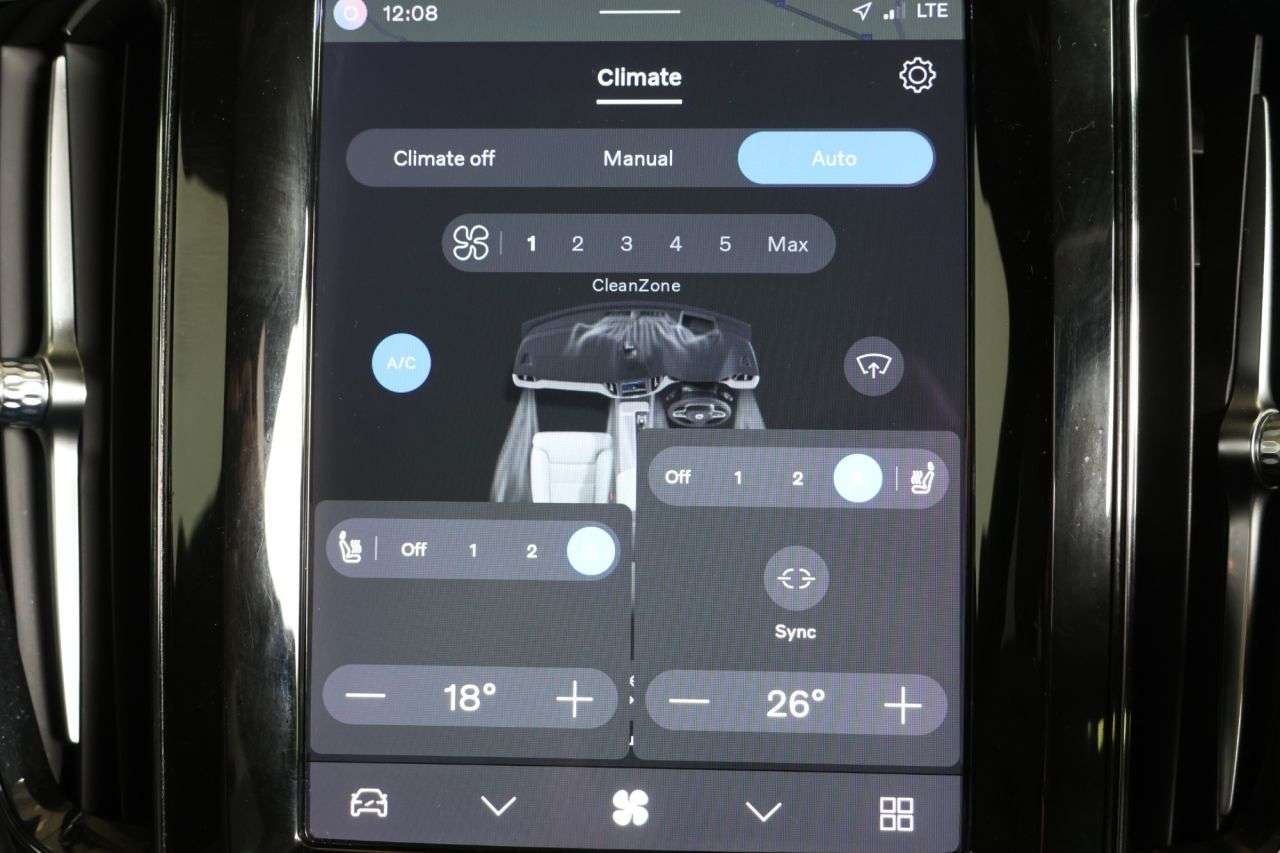 2022 VOLVO XC60 2022 VOLVO XC60